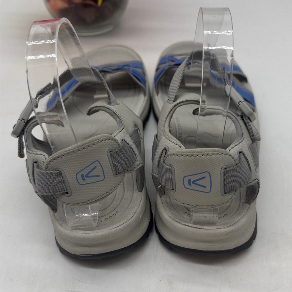 Keen Women's Gray Sandals with Blue Woven Straps Size 8.5 KET9572D - Picture 3 of 7
